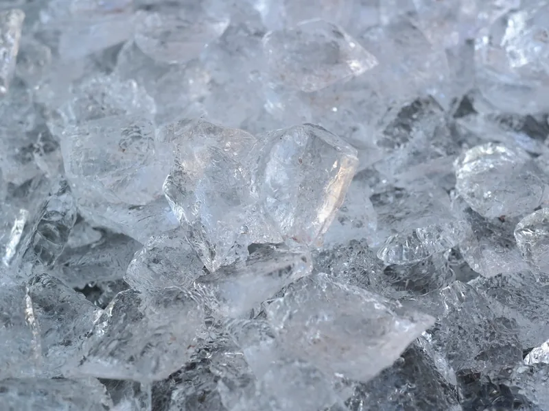 Đá Flake (Vảy Mỏng)
